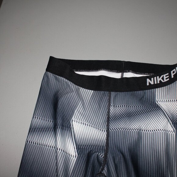 Nike Dri Fit Pro Leggings Size Large - Picture 2 of 5
